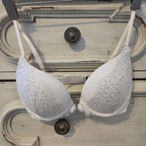 Victoria's Secret White Lace Bra